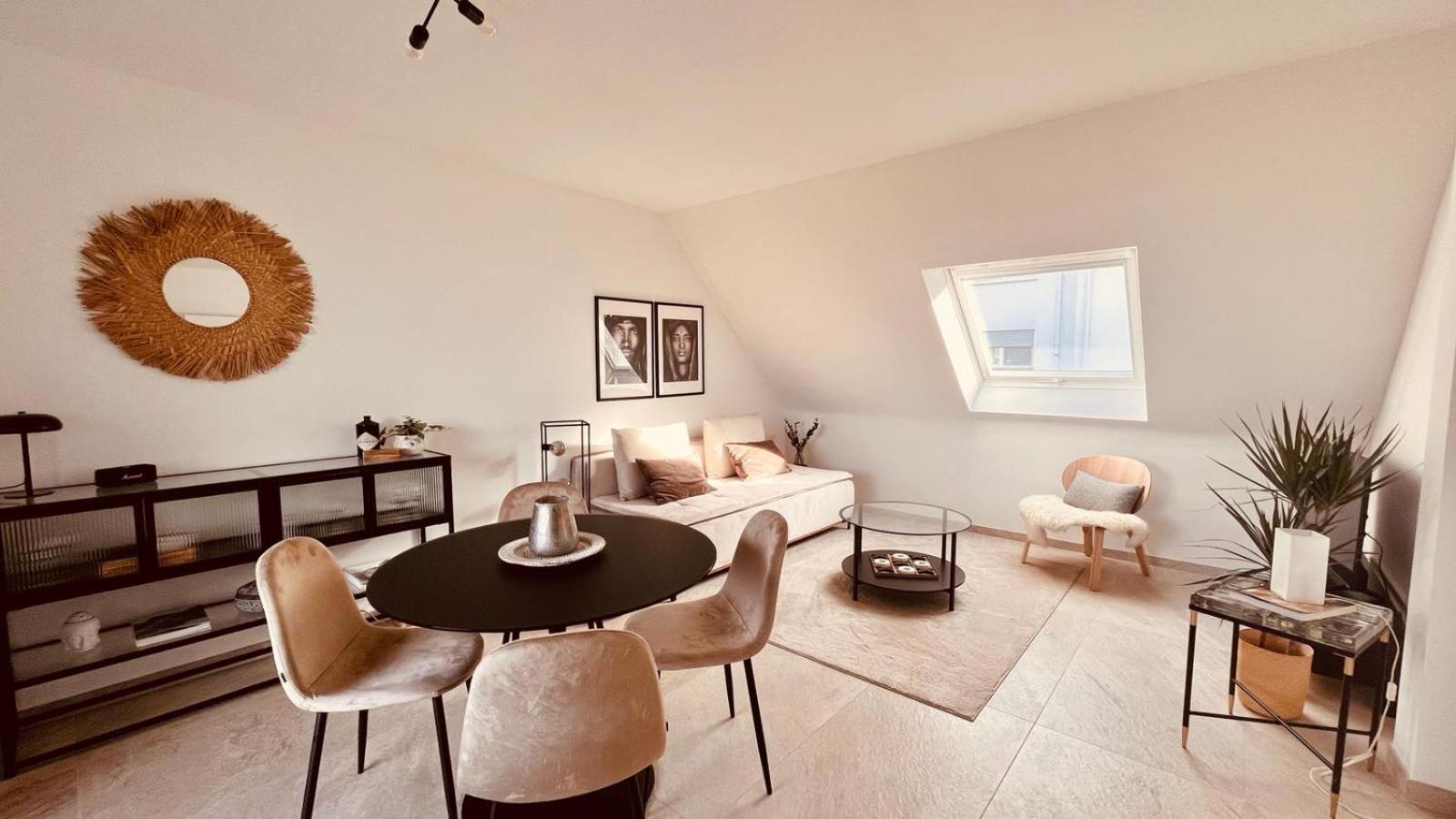 Apartment Am Schloss - Air Saarbrücken Eksteriør bilde