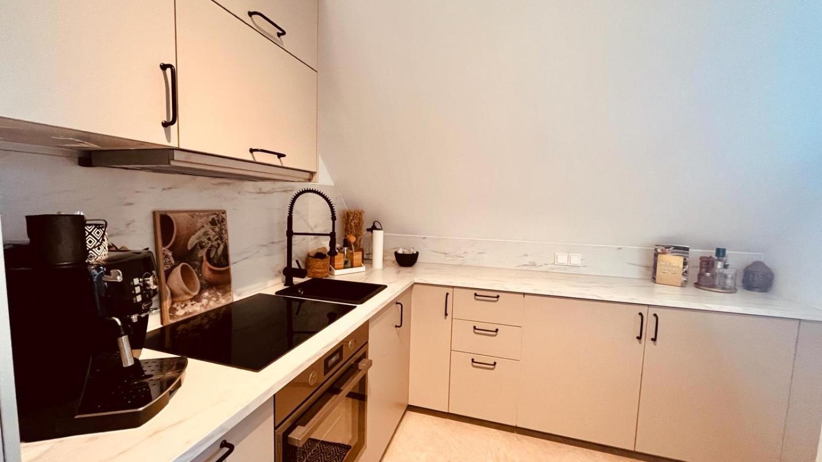 Apartment Am Schloss - Air Saarbrücken Eksteriør bilde